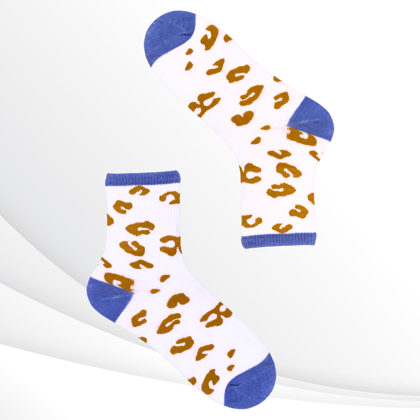 Cheetah Spot White Crew Socks