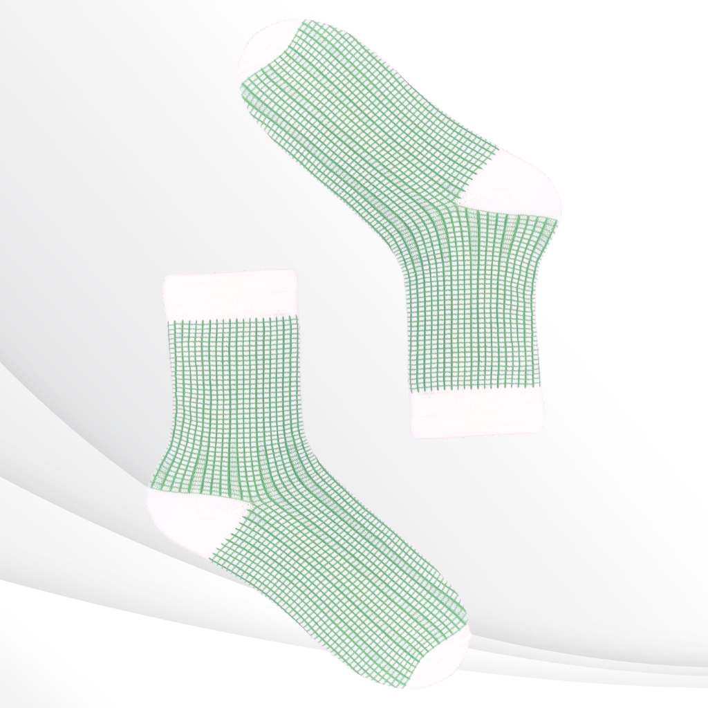 Minty Fresh Crew Socks